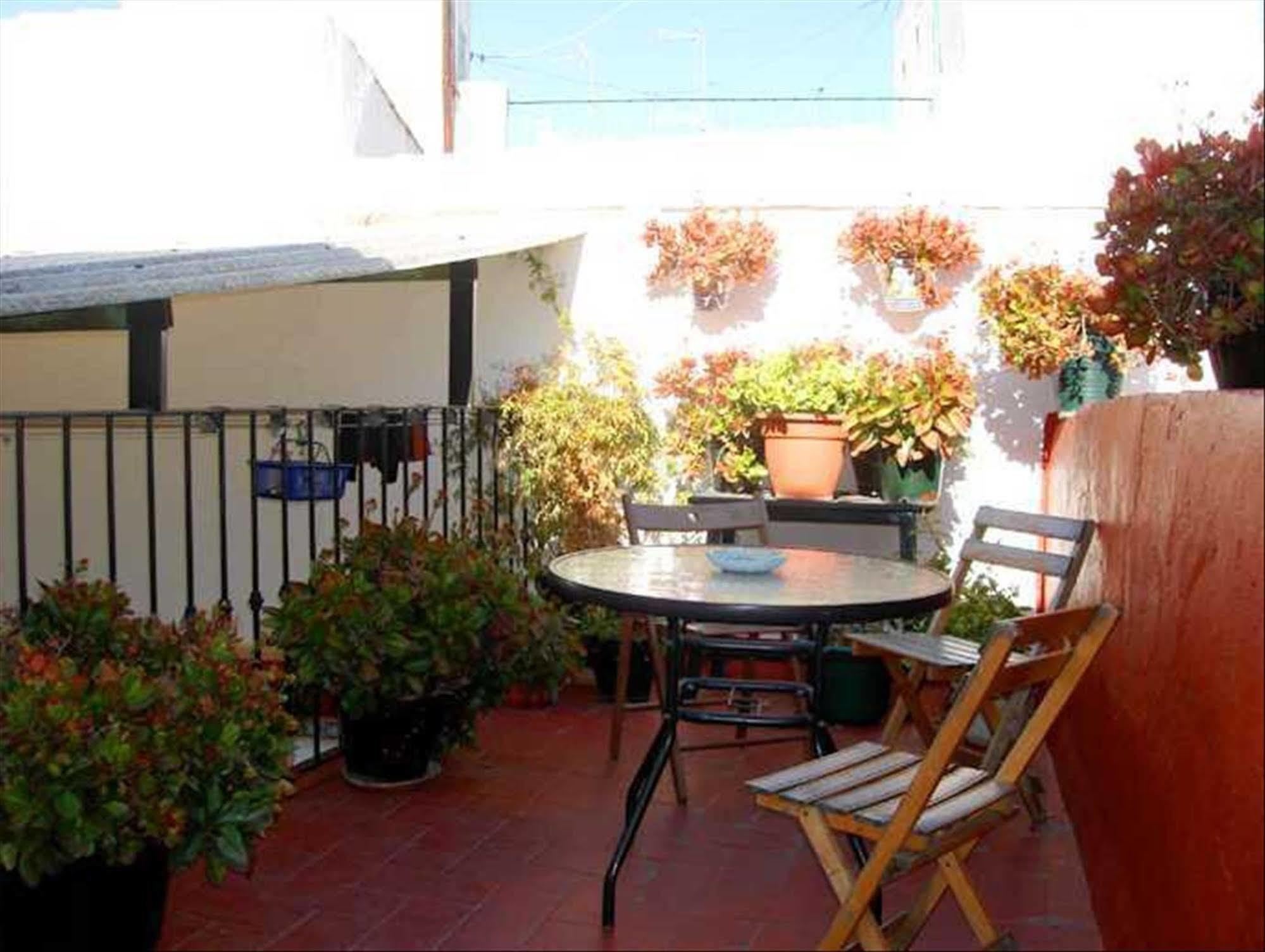 Pension Azahar Seville Exterior photo